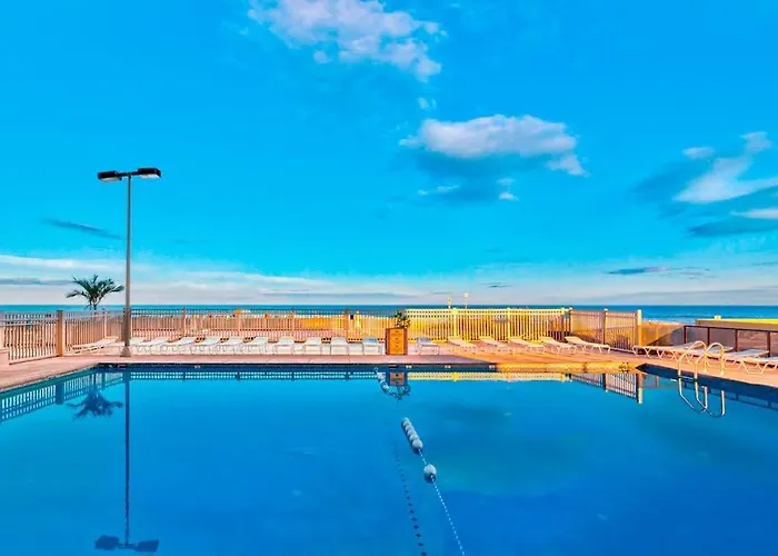 Beachy With Small Balcony Ac Pools Gym Game & Sauna Holiday home Ocean City